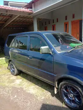Di jual kijang lsx 2003