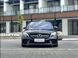 Mercedes C300 AMG Line AT 2019**Tdp 50jt**