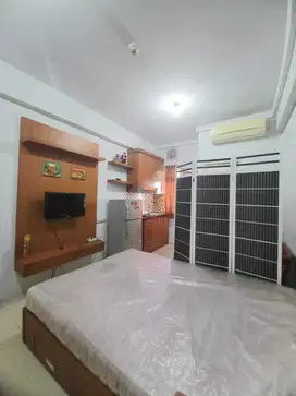 Disewakan Grand Emerald Apartemen Gading Nias Studio Furnish Bulanan