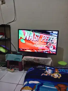 Jual tv Led samsung 32 inchi plus stb