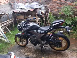 Suzuki Gsx S 2017 hitam mulus normal