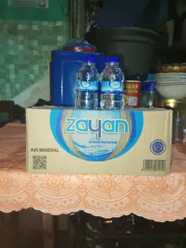 Air mineral Zayan