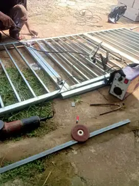 Tukang las kanopi pagar tralis balkon dll