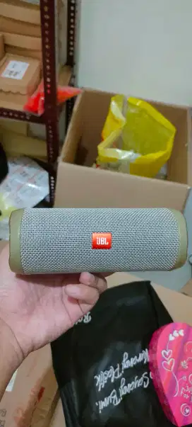 jbl flip warna grey