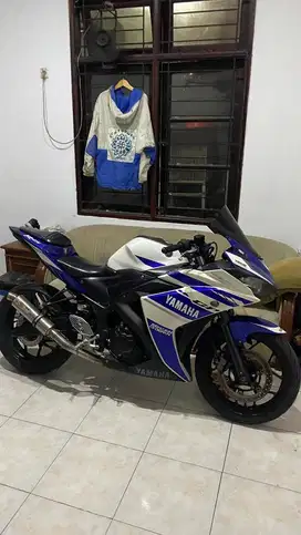 Yamaha R25 2014