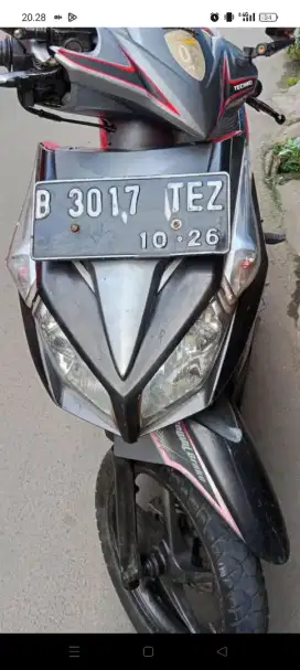 Jual Honda Vario techno 2011 lengkap pajak hidup