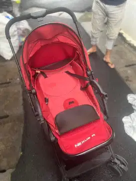 DIJUAL STROLLER BAYI BABYDOES NEXUS R