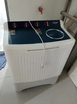 Mesin cuci 2 tabung Polytron
