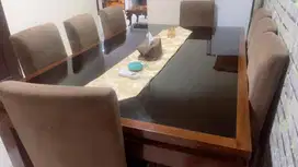 Dijual Set Meja Makan Klasik 8 Kursi: Elegan & Kokoh