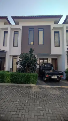 Dijual rumah istimewa furnish dalam cluster dekat UMY