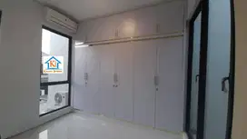 Jasa Pembuatan Lemari Custom Per Meter Surabaya, KALOKA INTERIOR