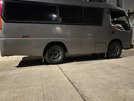 Isuzu elf Ac ps turbo