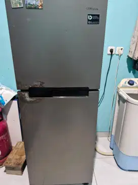 DIJUAL CEPAT kulkas 2 pintung SAMSUNG INVERTER