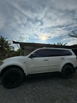 DIJUAL MITSUBISHI PAJERO DAKAR 2012 - ISTIMEWA!
