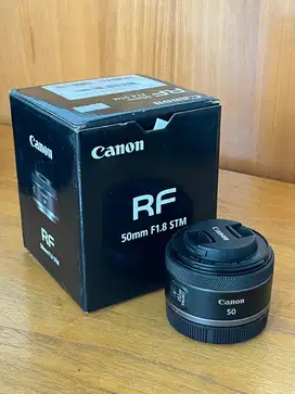Canon RF 50mm f/1.8 STM