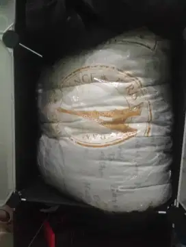 Selimut kamar tidur