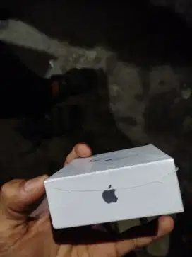 Airpods 4 baru segel
