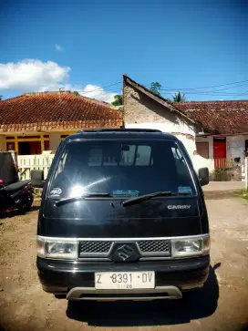 Mobil futura tahun 2017 mulus
