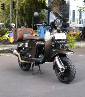 Scooter Scomadi ADVENTURE SERIES 200i Made in England