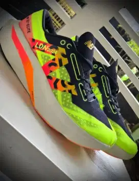 SEPATU NEW BALANCE RUNNING