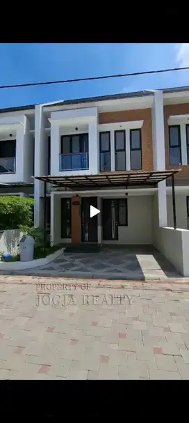 Jual Rumah Dua Lantai di Perumahan Tjokro Boulevard jalimbar Bantul