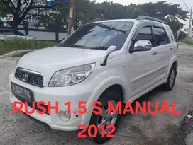 TOYOTA RUSH 1.5 S MANUAL 2012 PUTIH, 2013