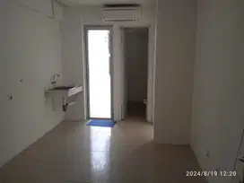Apartemen Bassura City 2br kosongan ada AC