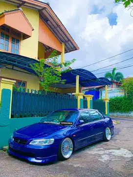 Honda Accord S86 VTI-L AT Warna Biru- Full Modif Elegan Terawat