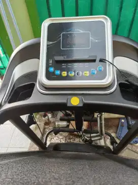 Treadmill elektrik Vosgo Vienna
