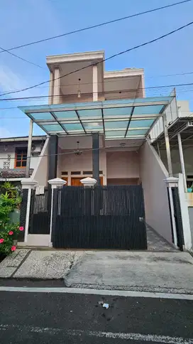 Di jual rumah siap huni full furnish di kemayoran jakarta pusat