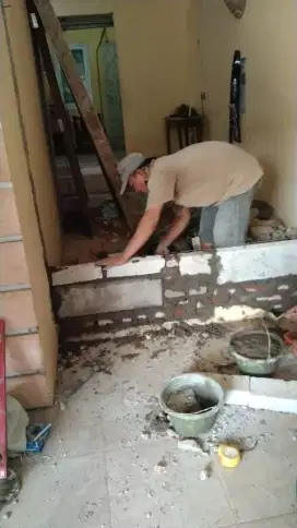Layanan renovasi rumah,buat taman,kerami,atap bocor,renovasi atap