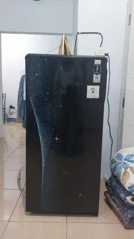Kulkas Aqua 1 Pintu 165 L