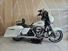 Stret Glide Spesial 2014