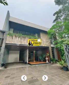 Luxury House Only 6-Man Nuansa Villa, Di Citraland Surabaya