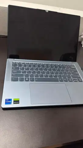 LENOVO YOGA SLIM 7I PRO X 14IAH7 - 26ID