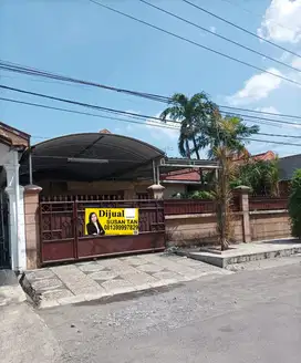 JUAL RUMAH SIAP HUNI TAMAN PONDOK INDAH