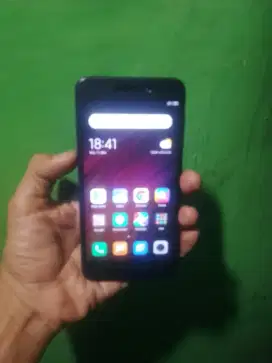 Xiaomi 4x ram 2/16 jaringan 4g