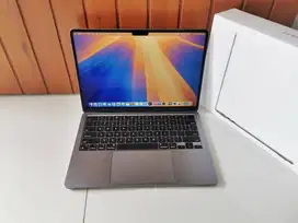 Macbook Air M2 2022 13inch 8GB 256GB Fullset