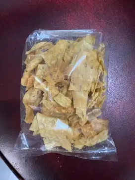Kripik bawang snack
