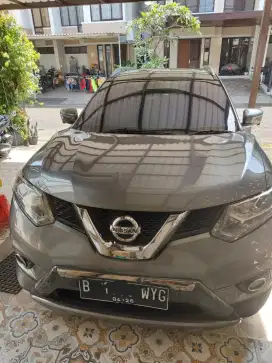 Dijual Nissan Xtrail 2.5 T32 Xtremer Irit KM Rendah Service Record