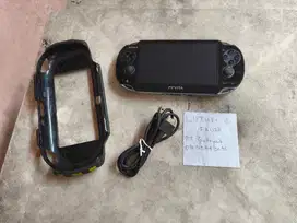 PlayStation PS Vita Fat Piano Black 16GB 09