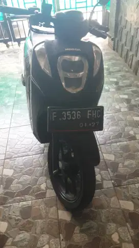 Di jual motor genio th 2022