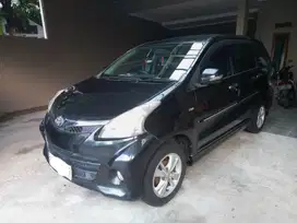 Toyota Avanza Veloz AT 2012