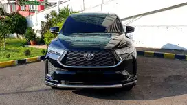 Toyota Zenix V Hybrid Modelista AT Panoramic Hitam 2023/2024