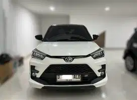 Toyota Raize GR Sport matic 2024 putih