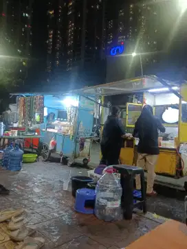 Jaga stan pasar malem cni