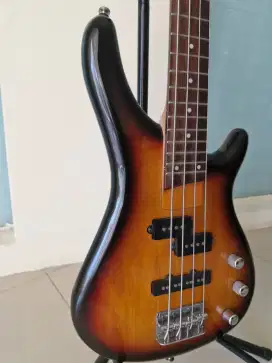 Gitar Bass second