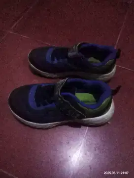 Sepatu anak 5.6 tahun