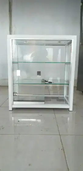 etalase kaca baru