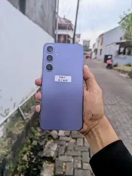 Samsung galaxy S24+ ram 12/256GB lengkap mulus normal bergaransi resmi